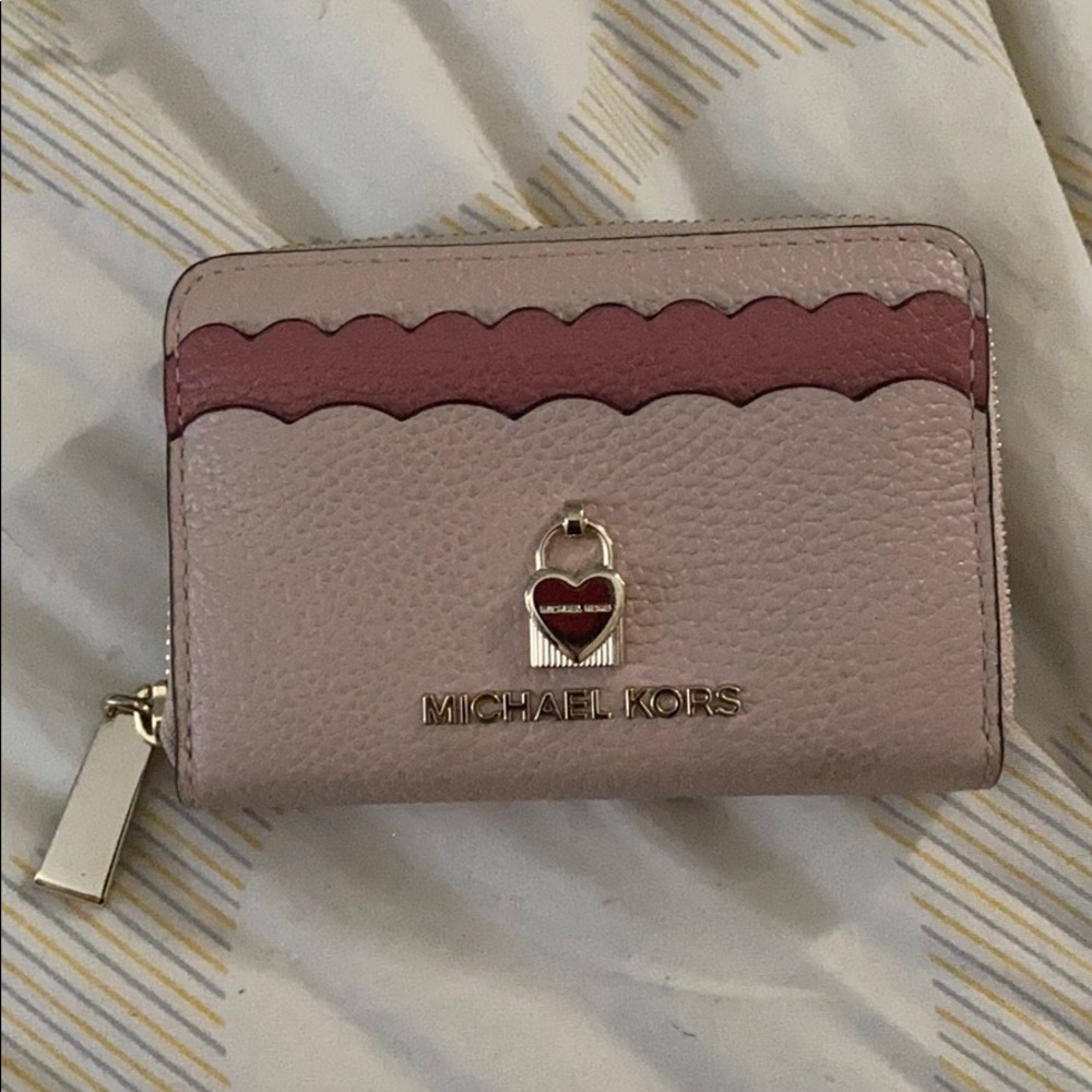 MAKE OFFER Michael kors wallet
